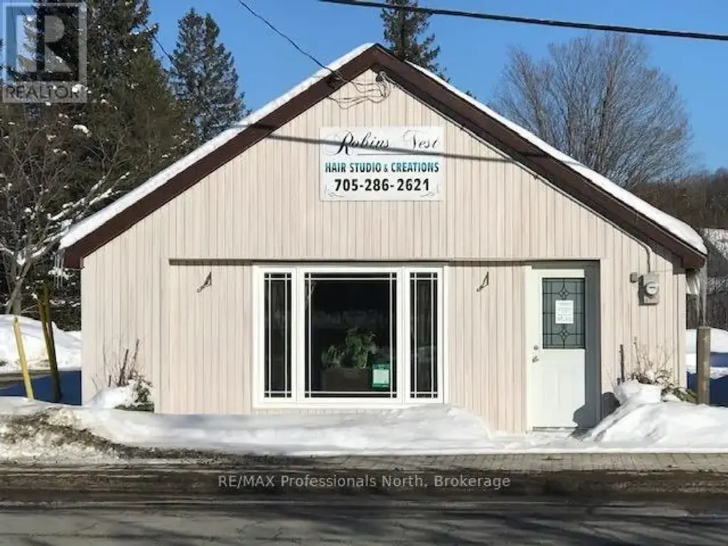 138 Bobcaygeon Road, Minden Hills (Minden)